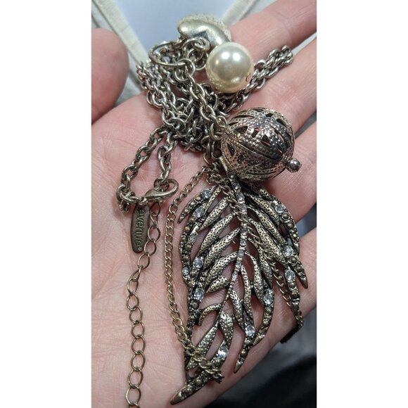 Avenue Y2K Cluster Charm Pendant Necklace - Picture 7 of 9